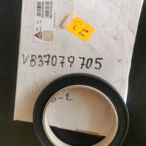 V837079705 Задно уплътнение на коляновия вал
